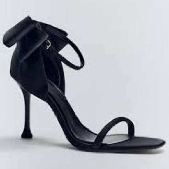 NWT. Zara Black Satin Effect High-Heel Shoes/Sandals with Bow. Size 9. - Picture 3 of 7